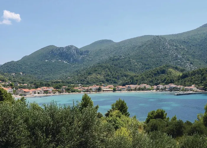 Cozy Apartment In Zuljana With Wifi Apartman